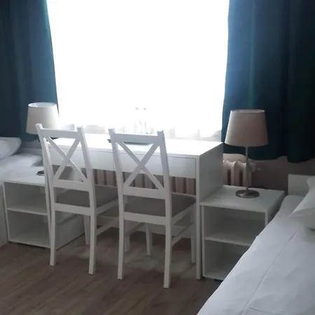 Noclegi, Restauracja Eden